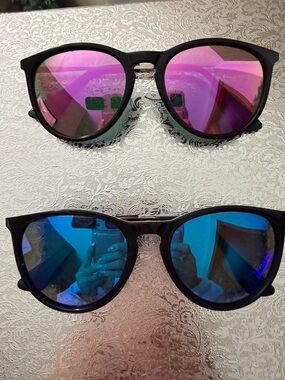 Stylish Round Polarized Sunglasses - Pink & Blue Lenses